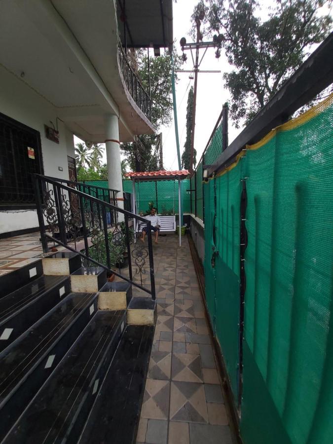 Ambadnya Niwas Apartment Nagaon  Bagian luar foto
