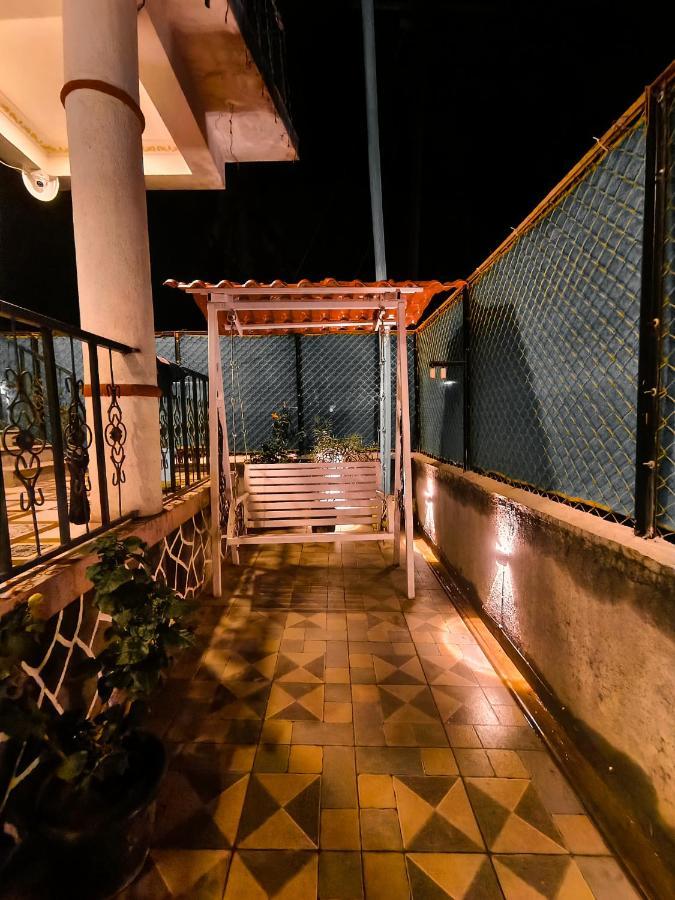 Ambadnya Niwas Apartment Nagaon  Bagian luar foto